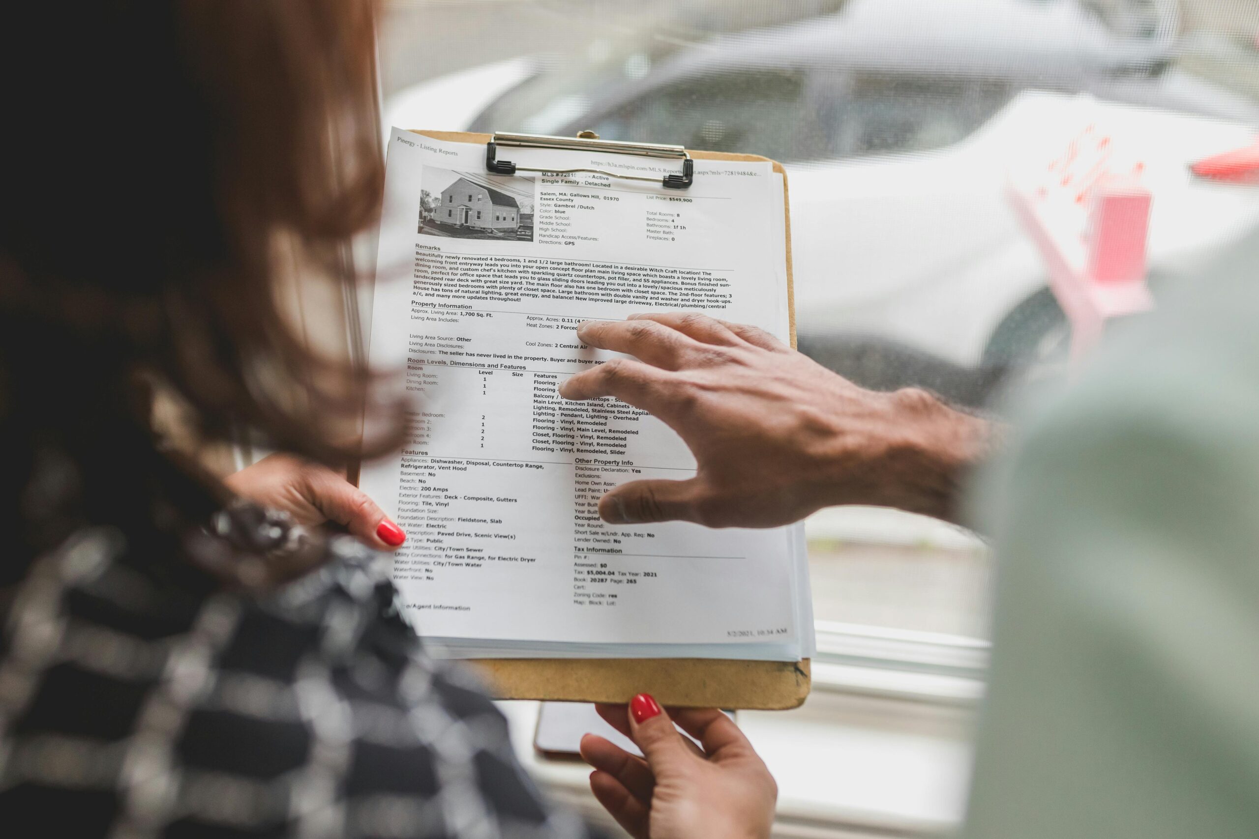 Home valuation in Northeast Ohio with a local real estate agent
